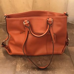 Light brown Kattee purse, good condition